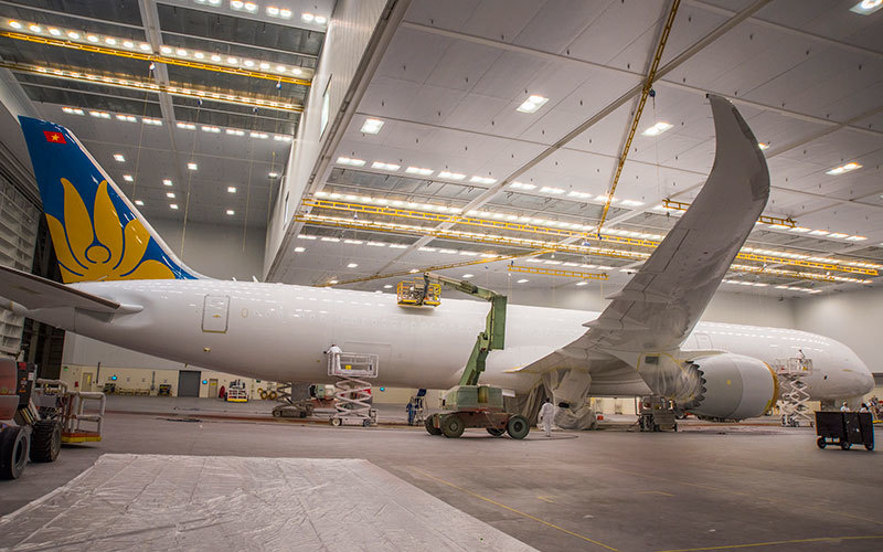 Boeing 787-10 dài 63,8m là máy bay thân rộng có khả năng vận chuyển lớn